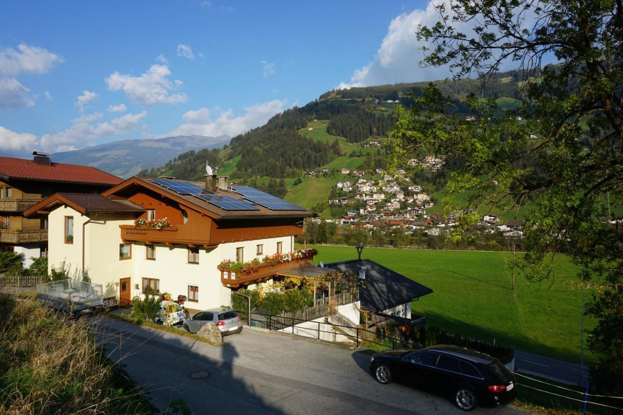 Haus Dornauer Apartment Hippach Exterior photo